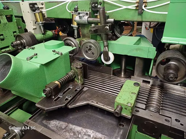 Четырёхсторонний станок Weinig Hidromat H22B 9шп