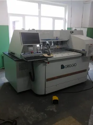 Сверлильно-присадочный центр CNC 1000 с ЧПУ