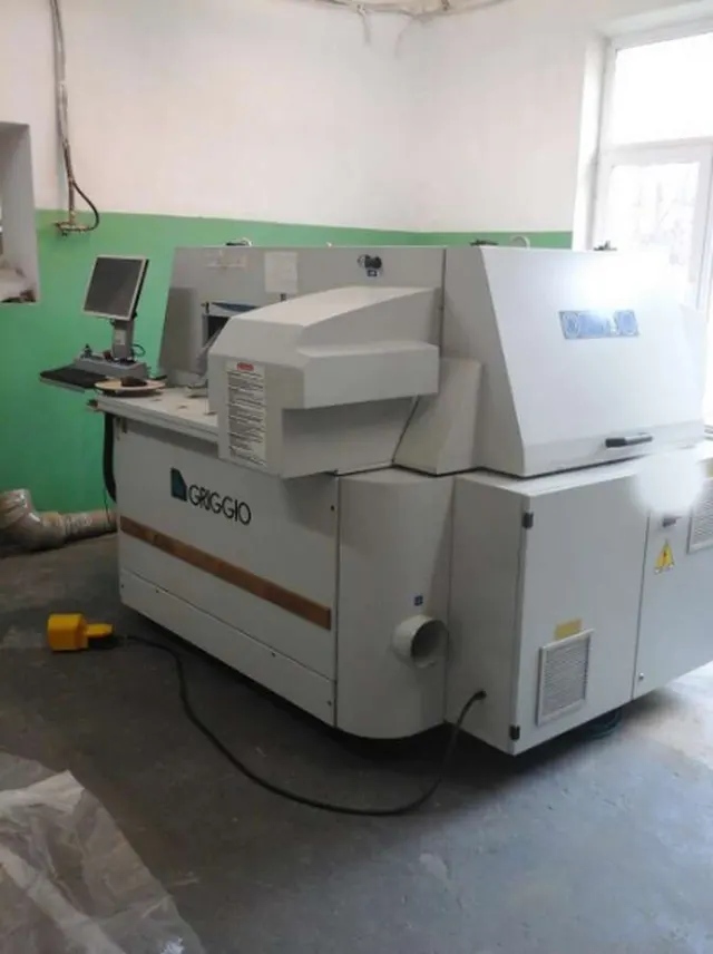 Сверлильно-присадочный центр CNC 1000 с ЧПУ