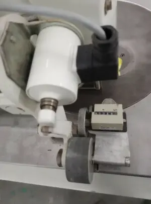 Станок для сшивки шпона Kuper FW-1150