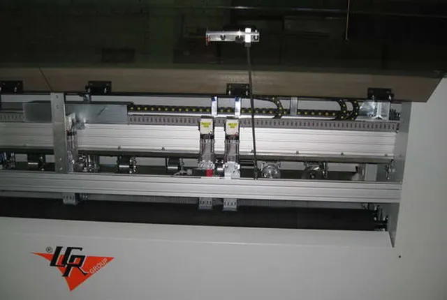 Станок резательно-рилевочный LCR Modular 2800