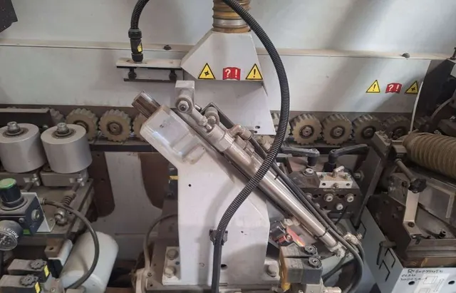 Кромкооблицовочный станок Brandt KDN 210 2006 г.в.