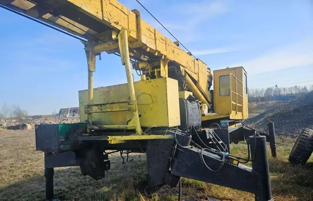 Буровая установка БКМ 1513, 2005 г.в.