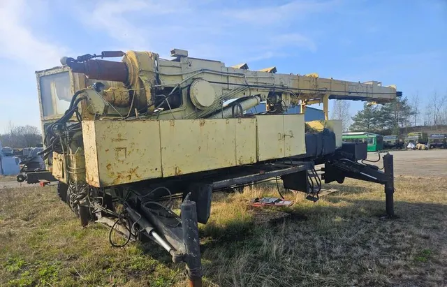 Буровая установка БКМ 1513, 2005 г.в.