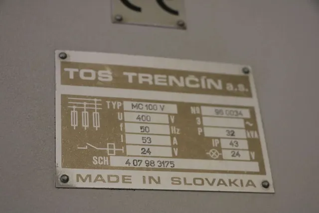 Обрабатывающий станок TOS Trenčín MC 100V