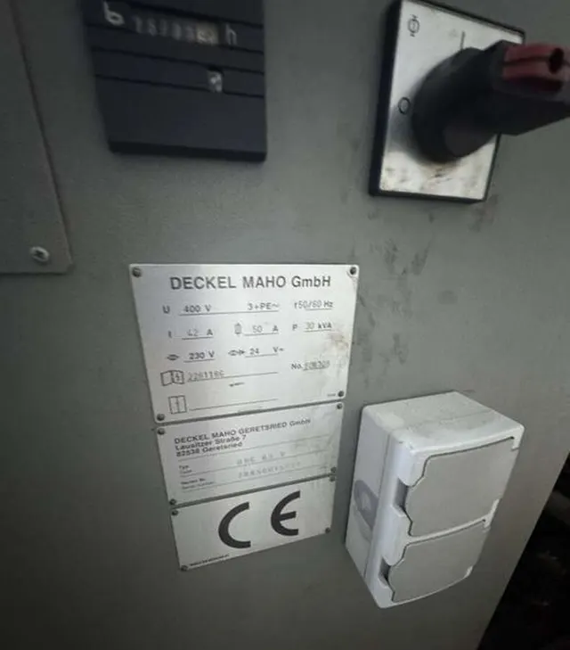 Обрабатывающий центр DECKEL MAHO DMC63V с ЧПУ