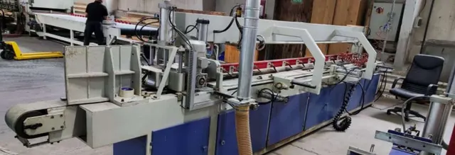 Пресс для сращивания по длине MHB1545A