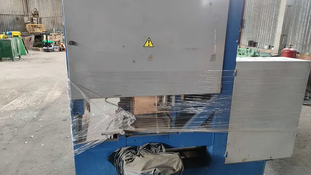 Станок чашкорезный фрезерный ВКР-18