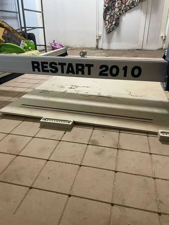 Фрезерный станок Savinsname Restart 2010 с ЧПУ