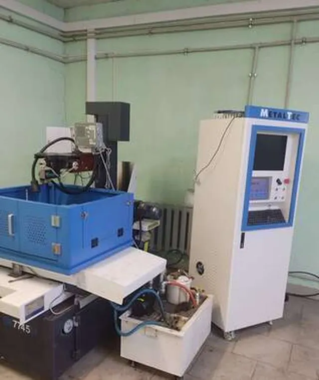 Электроэрозионный станок MetalTec DK7745M