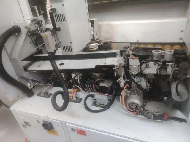 Станок кромкооблицовочный BRANDT KDF 670