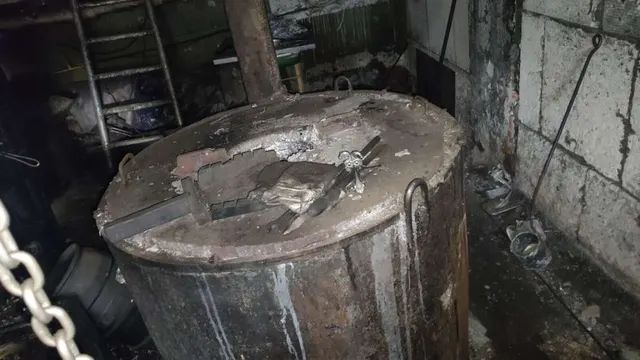 Печь для плавки металла и машина для литья алюминия под давлением