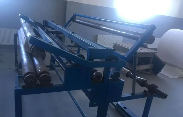 Станок по производству туалетной бумаги