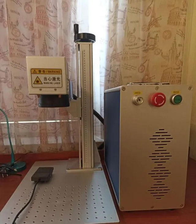 Лазерный маркировочный станок JPT 30W LP