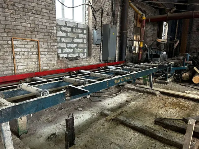 Станок продольной распиловки СПР– 1100