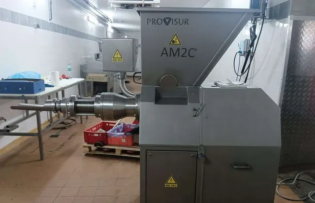 Пресс шнековый механической обвалки SM 620