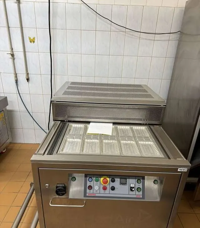 Машина упаковочная полуавтоматическая CRYOVAC VS26