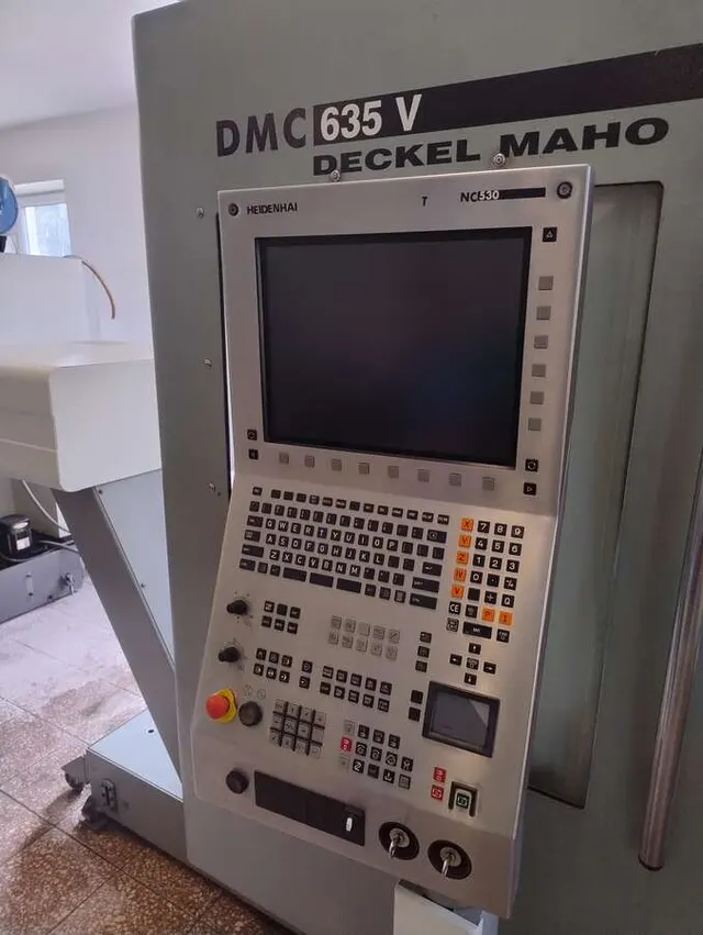 Обрабатывающий центр Deckel Maho DMG 635 V
