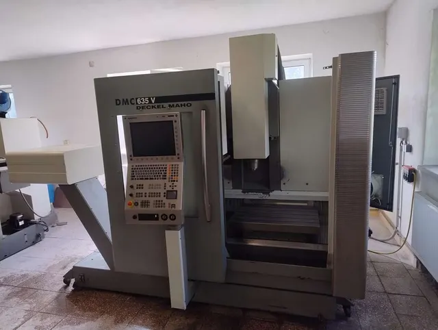 Обрабатывающий центр Deckel Maho DMG 635 V