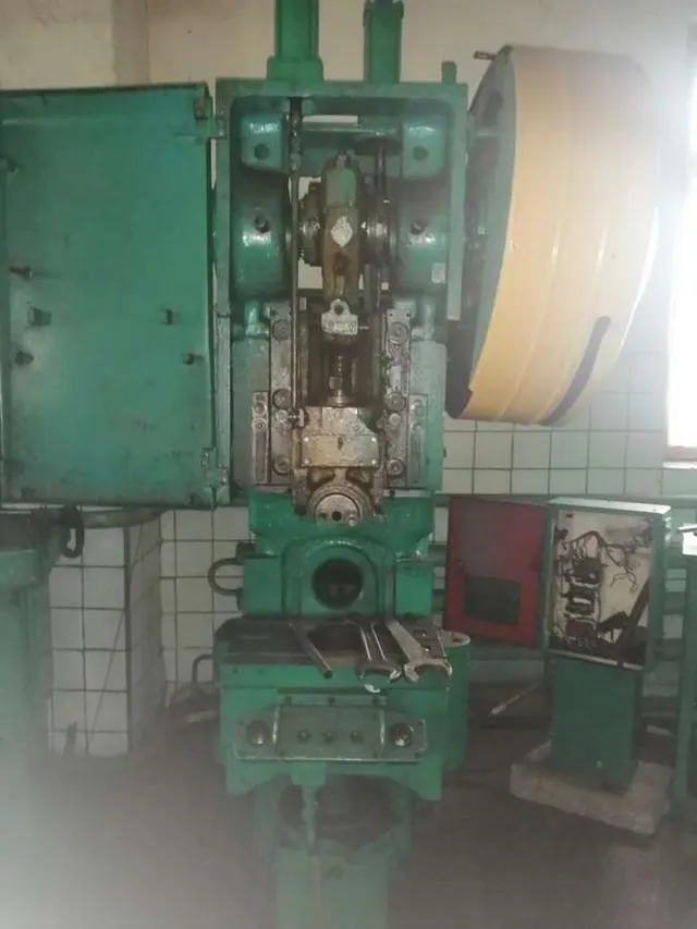 Пресс кривошипный КД2126, 40 тонн