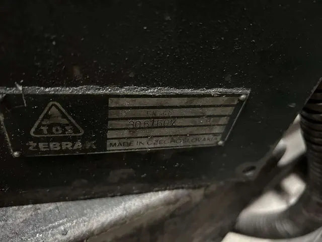 Фрезерный станок Zebrak TOS FN-40