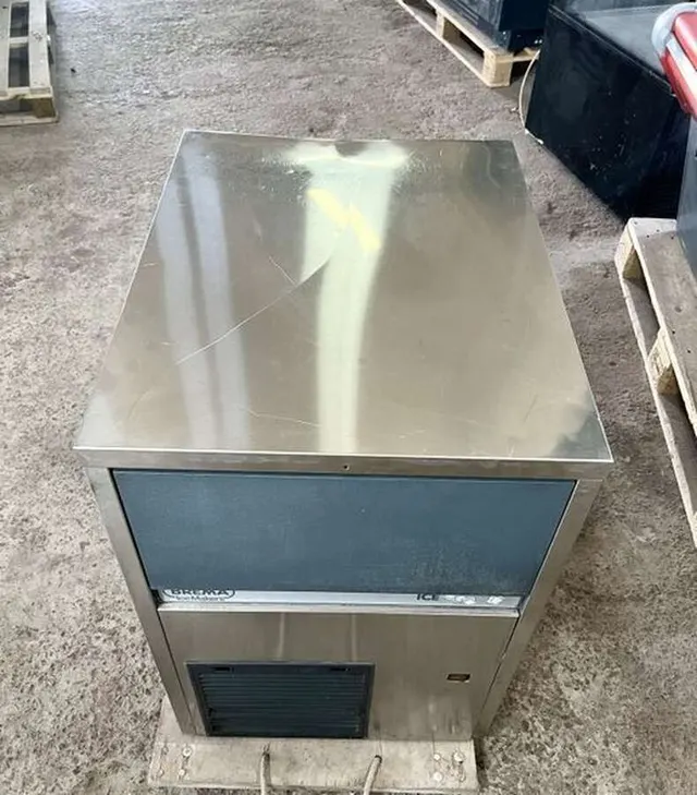 Льдогенератор BREMA Ice Makers GB 902WQ