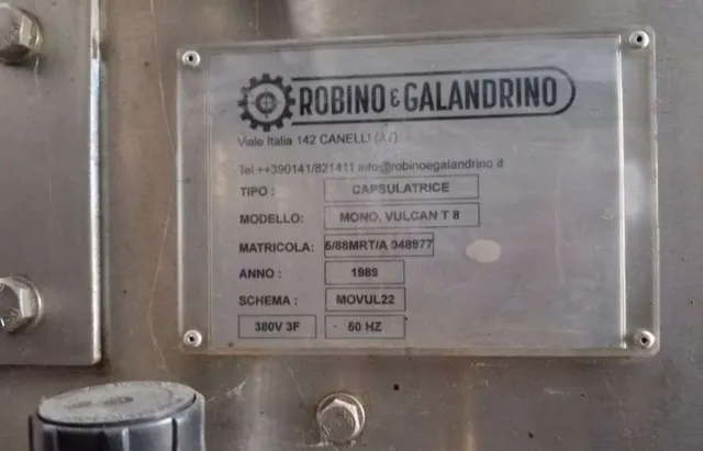 Укупорочная машина Robino&Galandrino Vulcan T 8
