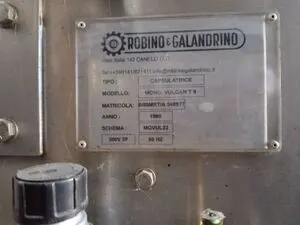 Укупорочная машина Robino&Galandrino Vulcan T 8