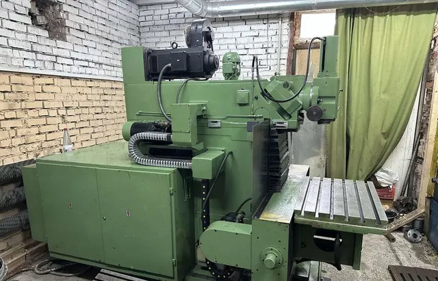 Станок фрезерный Prvomajska AG-400CNC 1989г.в.