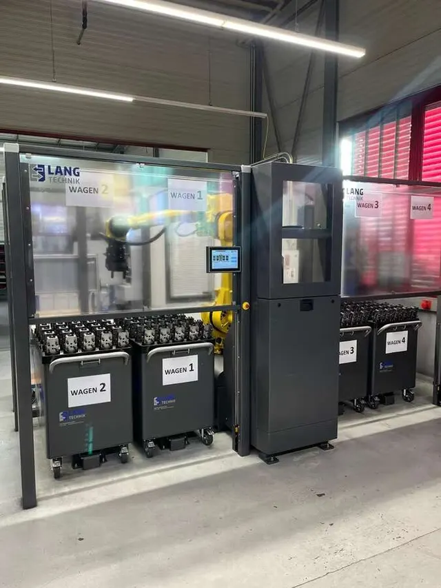 Обрабатывающий центр Haas UMC-500SS с ЧПУ 5-ти осевой