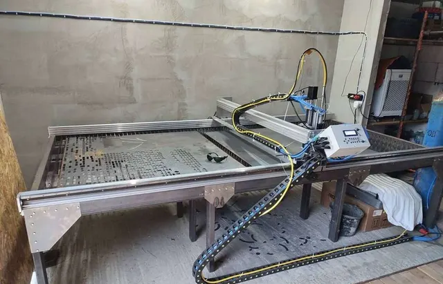 Станок для лазерной резки металла 1500W
