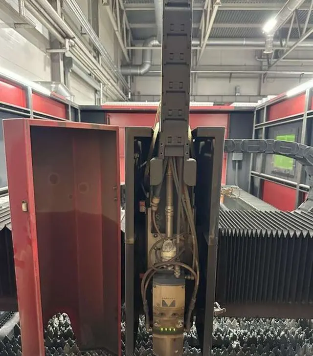 Волоконный станок лазерной резки HANS GS-LFDS3015