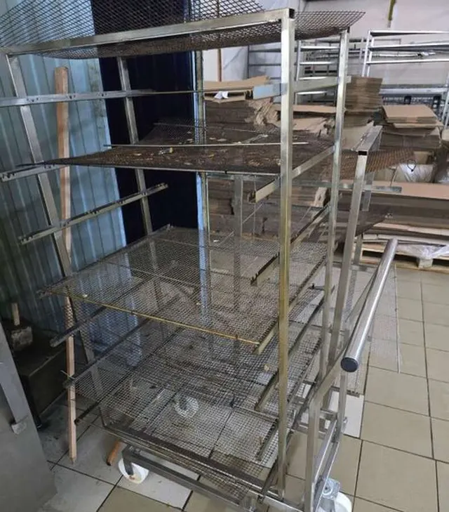 Коптильня Ижица 1200М4 + комплект
