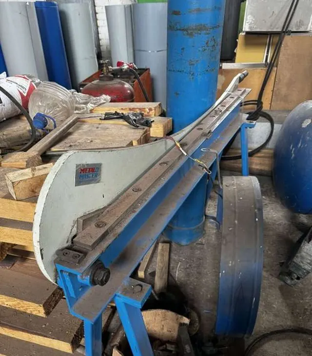Гильотина для рубки металла Metal Master MG 1300