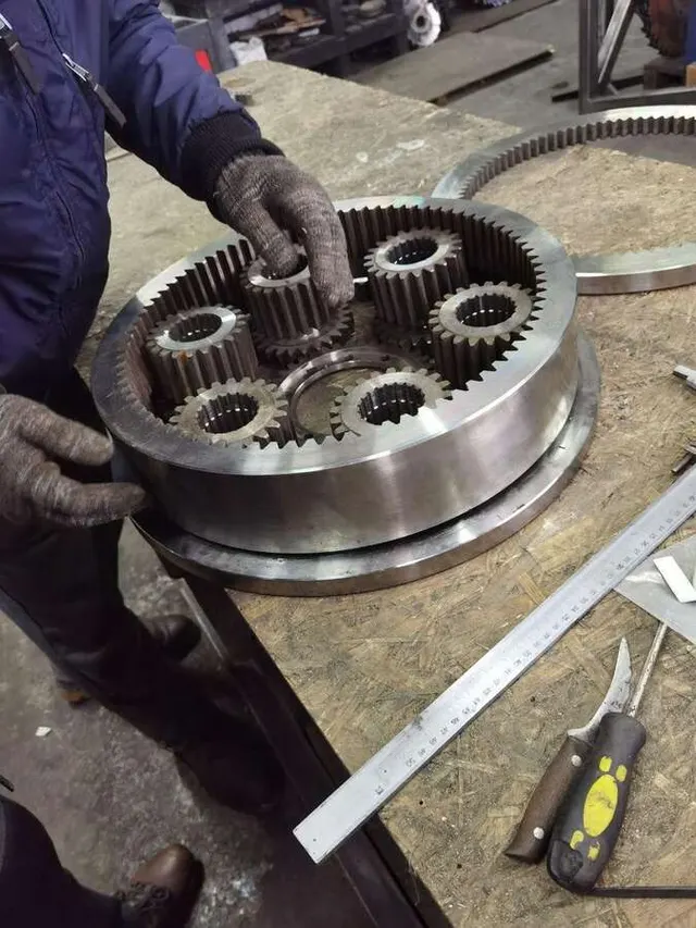Проволочно-вырезной электроэрозионный станок DK 7725