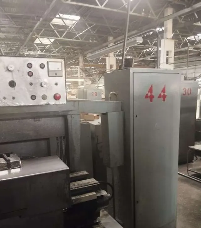 Токарный станок с ЧПУ ИТ-42