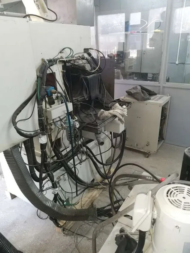 Электроэррозийный станок Mitsubishi DWC90C