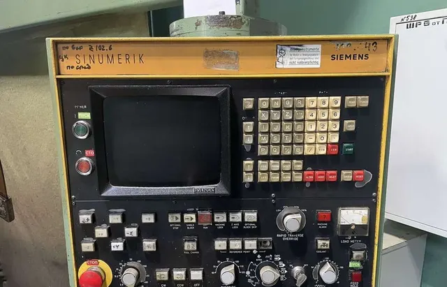 Обрабатывающий центр STAMA MC110