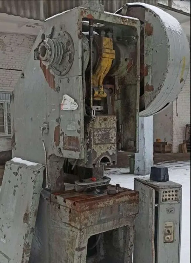 Пресс однокривошипный КД2128, 63 тонны