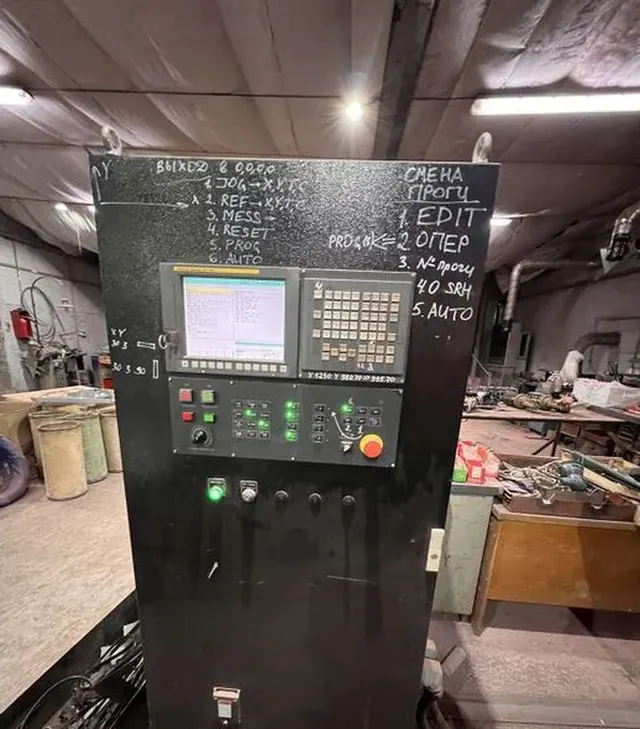 Координатно-пробивной пресс YANGI MP7-30