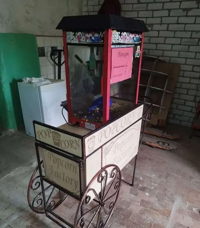 Тележка для сахарной ваты и попкорна