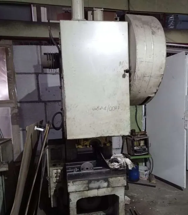 Пресс однокривошипный КД2128, 63 тонны