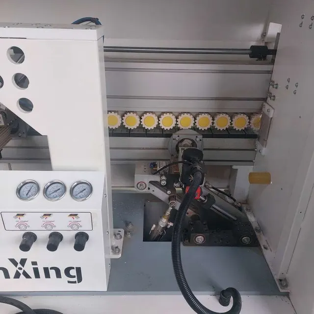 Кромкооблицовочный станок Nanxing NB7CJQ