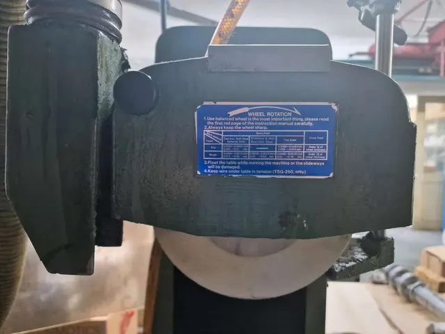 Плоскошлифовальный станок Knuth Primo-1-6-5-230