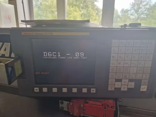 Токарный станок с ЧПУ ACCUWAY UL-20