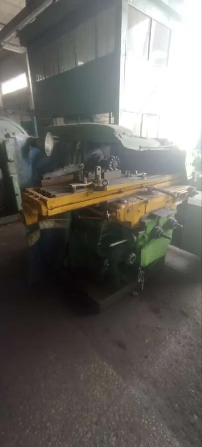 Фрезерный станок 6М82Г