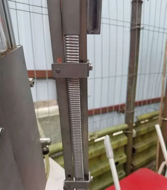 Клипсатор Компо КН-4С
