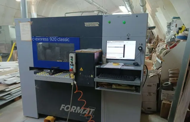 Обрабатывающий центр format 4 C-express 920 с ЧПУ