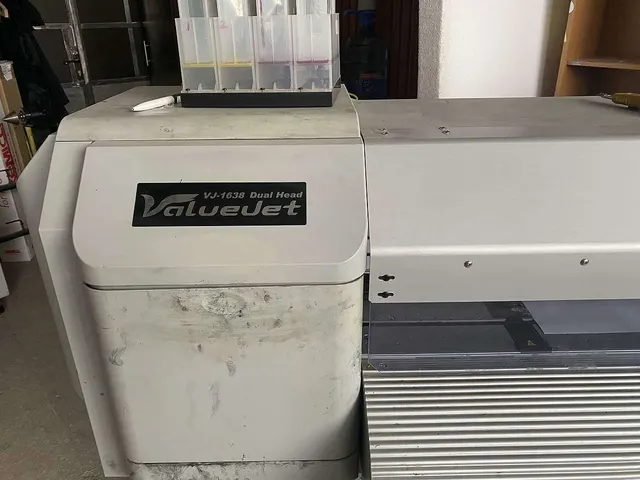 Широкоформатный принтер Mutoh ValueJet VJ-1638 Япония