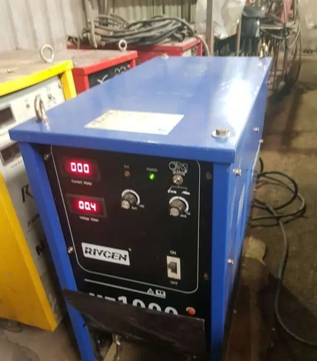 Трактор сварочный RIVCEN MZ1000